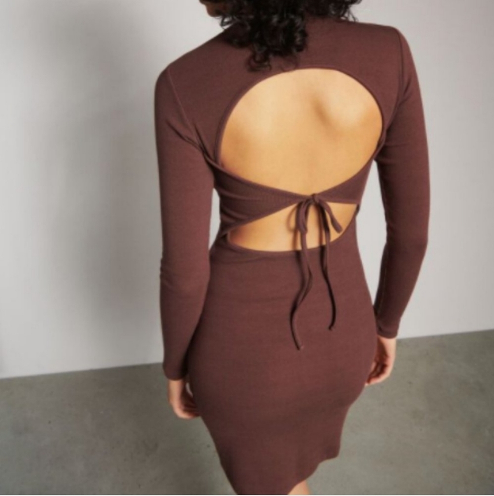 🎀2 for 50🎀Dynamite - Tie back bodycon longsleeve dress
